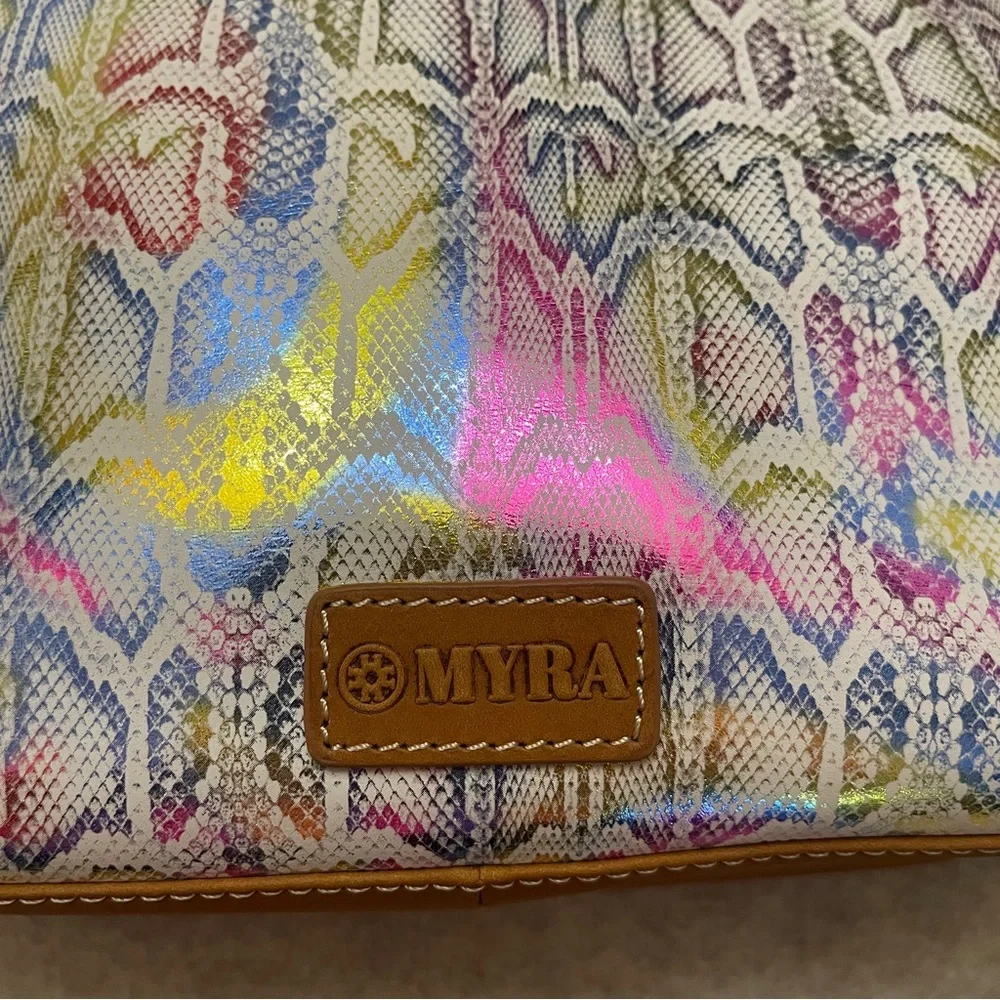 MYRA Desert Snow Animal Print Multicolor and Brown Leather Shoulder Zip Purse